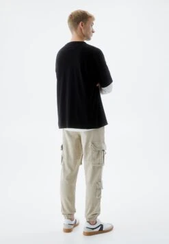 PULL & BEAR With Multiple PocketsPantaloni SportiviStone Uomo Pantaloni Sportivi E Joggers PUC22E0EU-C11 11 PULL & BEAR With Multiple PocketsPantaloni SportiviStone Uomo Pantaloni Sportivi E Joggers PUC22E0EU-C11 -PULL - BEAR Negozio ca960ac16c344528a8c4e35ed57f6a2d