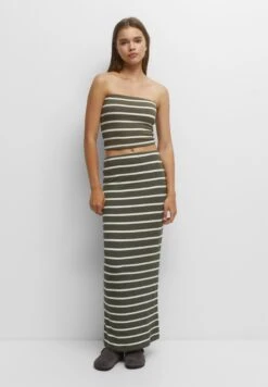 PULL & BEAR Long Striped - Gonna Lunga - Khaki -PULL - BEAR Negozio cae975bcf25e4e00b84e5ca93a6e24fa