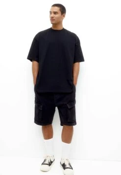 PULL & BEAR Cargo BermudaShorts Di JeansBlack Uomo Jeans PUC22F0CS-Q11 -PULL - BEAR Negozio cc7fa6a277ca4ebca1d0501a6323fa6d