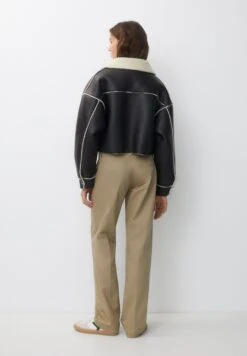 PULL & BEAR Cropped Double-FacedGiacca In SimilpelleDark Brown Donna Giacche E Blazer PUC21U0GS-O11 -PULL - BEAR Negozio cf5cdaf7de6e4072acd1a4ff72e467c8