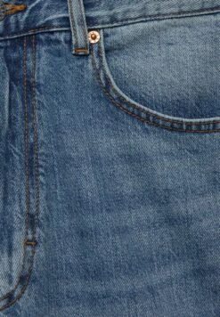 PULL & BEAR Jeans A SigarettaStone Blue Denim Uomo Jeans PUC22G0Q0-K12 -PULL - BEAR Negozio d158c6e5160148cc9849669fcaa5d1ae
