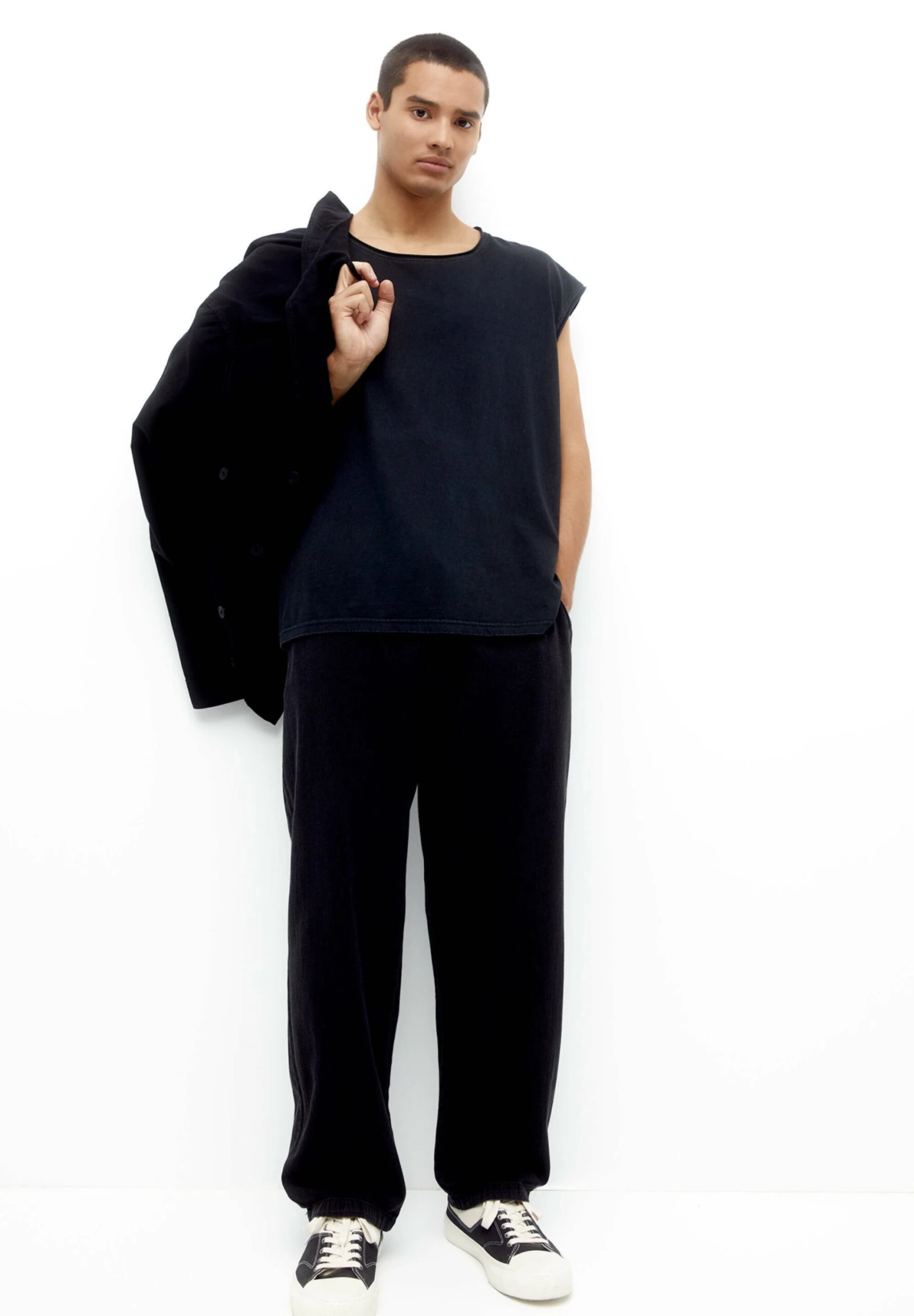 PULL & BEAR Basic Jogger Jeans BaggyBlack Uomo Jeans PUC22G0PD-Q11 8 PULL & BEAR Basic Jogger Jeans BaggyBlack Uomo Jeans PUC22G0PD-Q11 - immagine 6