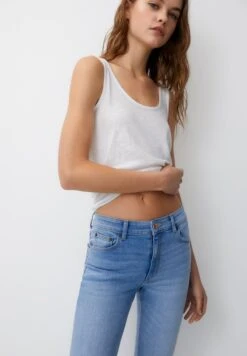 PULL & BEAR Mid-Waist BasicJeans Skinny FitLight-Blue Denim Donna Jeans PUC21N0M9-K11 12 PULL & BEAR Mid-Waist BasicJeans Skinny FitLight-Blue Denim Donna Jeans PUC21N0M9-K11 -PULL - BEAR Negozio d20c3b57f59e4facbca47c3f1a57814b