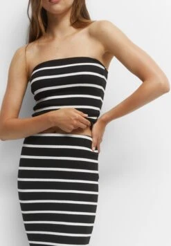 PULL & BEAR Long StripedGonna LungaBlack Donna Gonne PUC21B0K9-Q11 -PULL - BEAR Negozio d2d9bee877734a18b9b7d54f57c65bf1