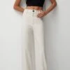 PULL & BEAR Formal Straight-Leg PantaloniWhite Donna Pantaloni PUC21A0SM-A11 -PULL - BEAR Negozio d351593d688f4c449d92e4b50799f1da