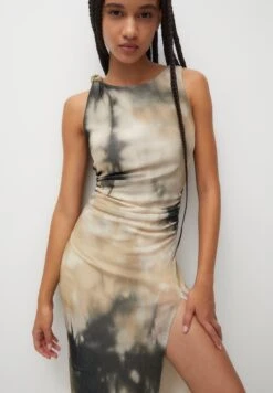 PULL & BEAR Long Tie Dye KnotVestito LungoBeige Donna Vestiti PUC21C16J-B11 -PULL - BEAR Negozio d35e08ec04384f4aaffe739067c1d50b