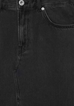 PULL & BEAR Long- Gonna Lunga - Black -PULL - BEAR Negozio d5b24cf834c94c9ebeba7c8bdc469a59