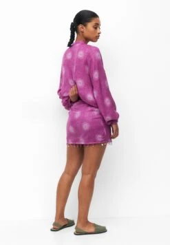 PULL & BEAR Rustic SequinnedGonna A PortafoglioPink Donna Gonne PUC21B0JH-J11 -PULL - BEAR Negozio d5be6f3bb40c481698520a455ff85276