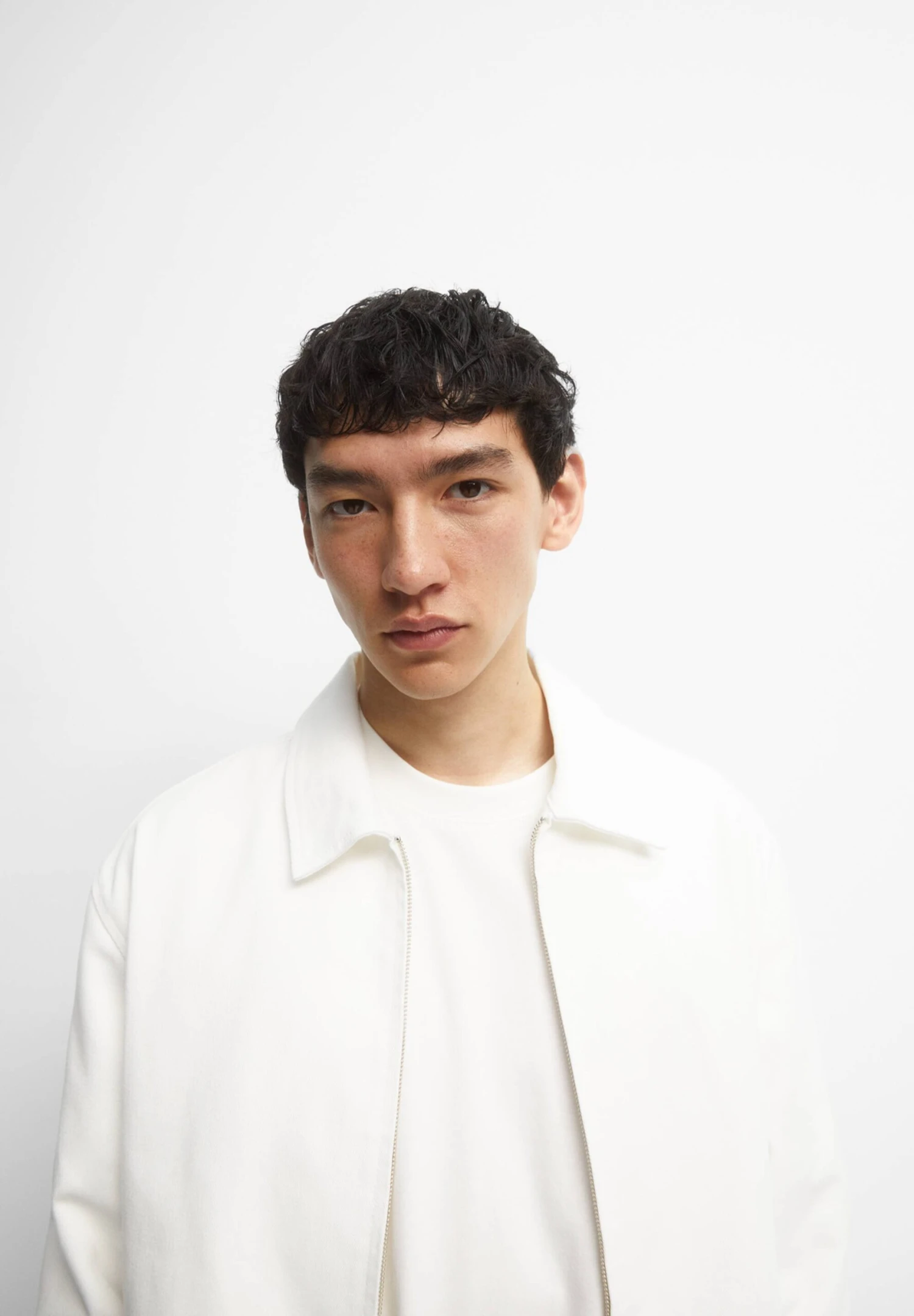 PULL & BEAR Oyster Giacca LeggeraWhite Uomo Giacche PUC22T0SH-A11 6 PULL & BEAR Oyster Giacca LeggeraWhite Uomo Giacche PUC22T0SH-A11 - immagine 4