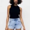 PULL & BEAR Mid-WaistShorts Di JeansBlue Denim Donna Shorts PUC21S0DE-K11 -PULL - BEAR Negozio d8936b45ecf54e7d849d2b62e58e947f