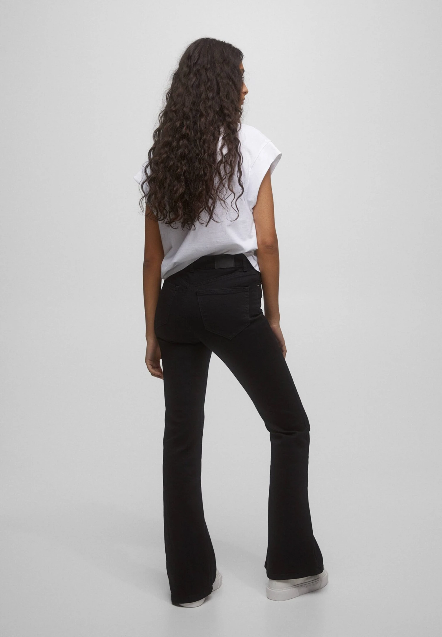 PULL & BEAR Basic Jeans A ZampaBlack Donna Jeans PUC21N0J2-Q11 6 PULL & BEAR Basic Jeans A ZampaBlack Donna Jeans PUC21N0J2-Q11 - immagine 4