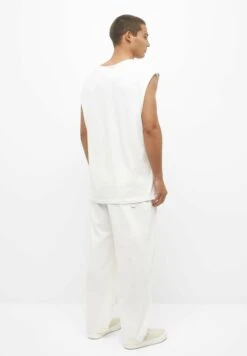 PULL & BEAR Basic Jogger Jeans BaggyBeige Uomo Jeans PUC22G0PD-B11 -PULL - BEAR Negozio d96b9b7e8d4f4c5e8efd0dac61a768c3