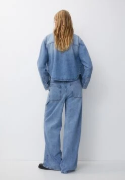 PULL & BEAR With PocketsGiacca Di JeansBlue Denim Donna Giacche E Blazer PUC21G0IL-K11 -PULL - BEAR Negozio db57cb09c0994ab787091bc852a2cf94