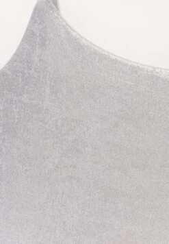 PULL & BEAR Spaghetti StrapBodySilver Coloured Donna Intimo PUC21E12O-D11 -PULL - BEAR Negozio dc0a576f06f04e1f9ea75790e09b5bca