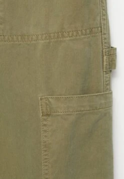 PULL & BEAR CarpenterJeans A SigarettaKhaki Donna Jeans PUC21N0M8-N11 -PULL - BEAR Negozio de698581892d406eaed2b0192add04f3