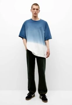 PULL & BEAR Short Sleeve Ombré- T-Shirt Con Stampa - Blue -PULL - BEAR Negozio df3d62d6fb0647819bcef884644d3acd