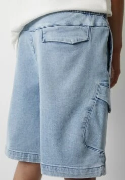 PULL & BEAR Soft-BermudaShorts Di JeansBlue Denim Uomo Jeans PUC22F0DK-K11 -PULL - BEAR Negozio e254033850794a9fb1e051334f9a79da