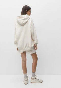 PULL & BEAR Brooklyn Jogger Bermuda- Pantaloni Sportivi - Beige -PULL - BEAR Negozio e3e5702cc8d945699e57f1fcf7ed0612