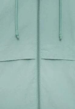 PULL & BEAR With PocketsGiacca LeggeraGreen Donna Giacche E Blazer PUC21G0GP-M11 -PULL - BEAR Negozio e40d01dfb336439794d590a9b33575cc