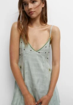 PULL & BEAR Short Strappy Beaded Vestito EstivoLight Green Donna Vestiti PUC21C15N-M11 -PULL - BEAR Negozio e7795328181143f998ce2c0e82274756