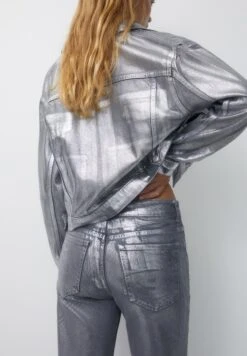 PULL & BEAR Ripped High WaistJeans A SigarettaSilver Coloured Donna Jeans PUC21N0MP-D11 -PULL - BEAR Negozio ea8c56b86aba4cb9a5267fbb26569697