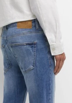 PULL & BEAR Jeans Slim FitStone Blue Denim Uomo Jeans PUC22G0PO-K12 -PULL - BEAR Negozio eae2cedfafdb47d386e02794855c0ee9