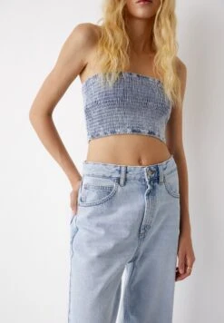PULL & BEAR Mid-Waist Barrel- Jeans A Sigaretta - Light Blue Denim -PULL - BEAR Negozio ec9638dc62bf4f51a43a57257c1a0f96