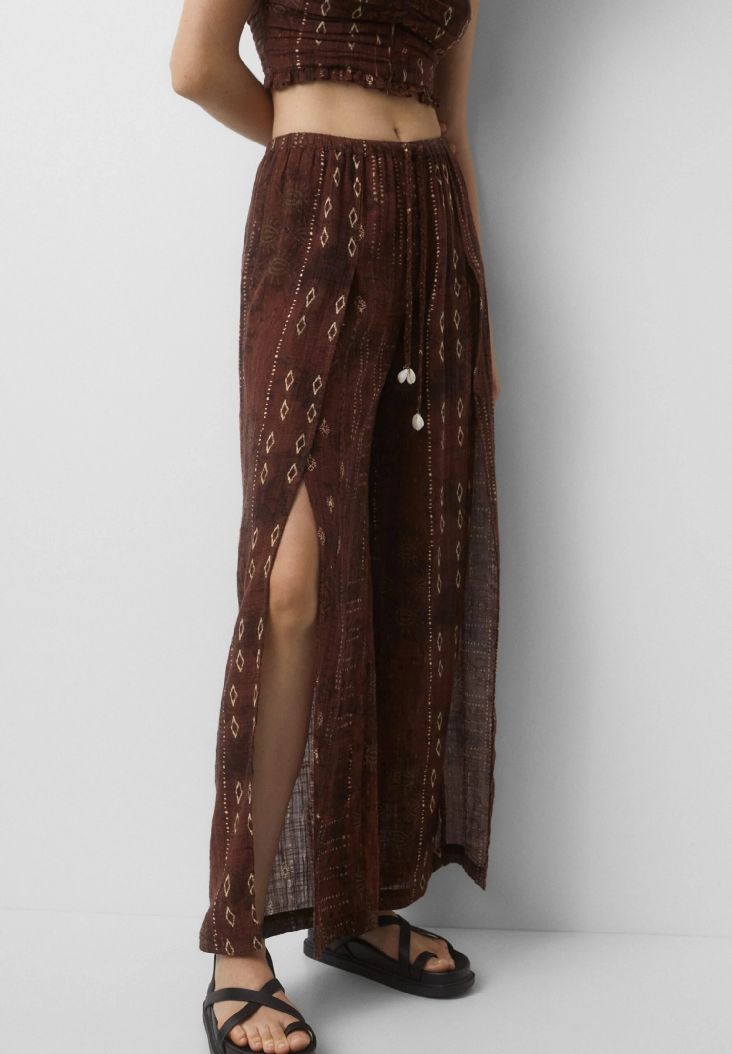 PULL & BEAR SeashellWrapPantaloniBrown Donna Pantaloni PUC21A0UK-O11 3 PULL & BEAR SeashellWrapPantaloniBrown Donna Pantaloni PUC21A0UK-O11