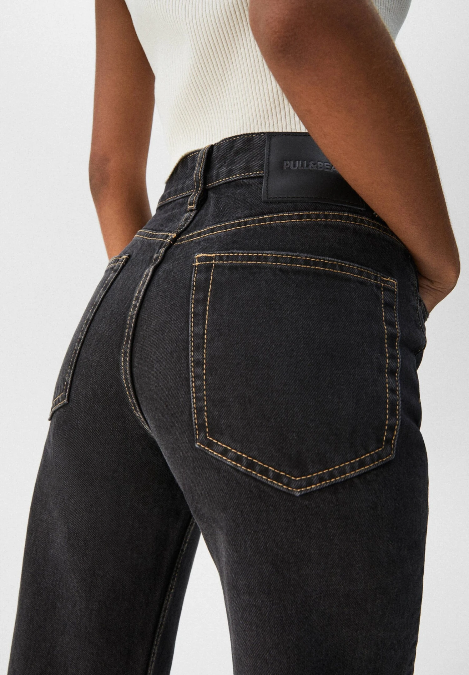 PULL & BEAR Jeans A SigarettaMottled Black Donna Jeans PUC21N0GV-Q11 7 PULL & BEAR Jeans A SigarettaMottled Black Donna Jeans PUC21N0GV-Q11 - immagine 5