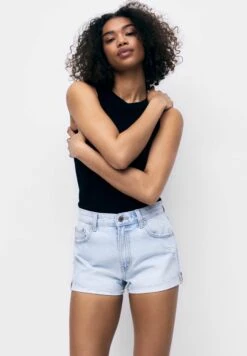 PULL & BEAR Mid-Waist - Shorts Di Jeans - Light Blue Denim