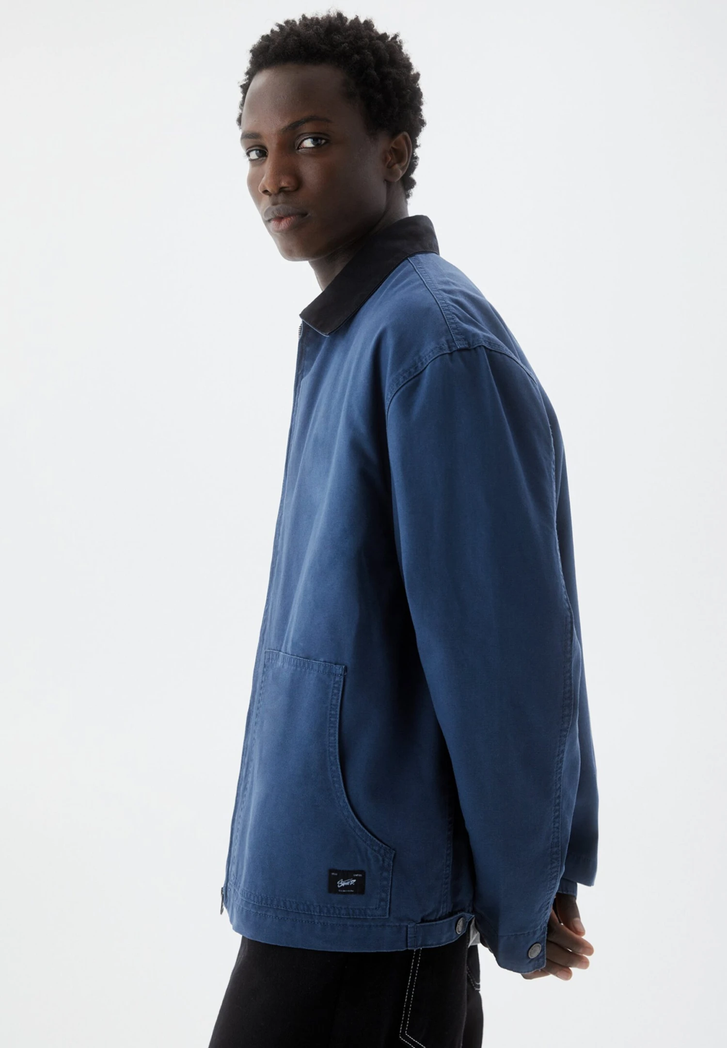 PULL & BEAR Utility With Contrast Collar Giacca Da Mezza StagioneBlue Uomo Giacche PUC22T0SY-K11 7 PULL & BEAR Utility With Contrast Collar Giacca Da Mezza StagioneBlue Uomo Giacche PUC22T0SY-K11 - immagine 5