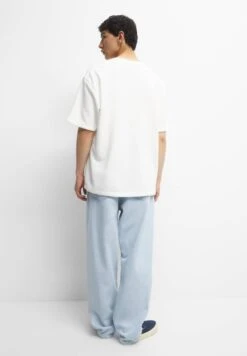 PULL & BEAR PlushT-Shirt BasicWhite Uomo T-shirt E Polo PUC22O1NX-A11 -PULL - BEAR Negozio f2c43c5510fc4da89015cec298dd9802