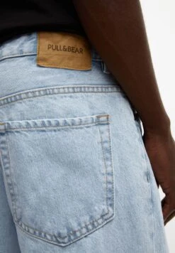 PULL & BEAR Jeans A SigarettaStone Blue Denim Uomo Jeans PUC22G0P9-K12 -PULL - BEAR Negozio f49cb336ba07455eb8cce0a4af17e8c5