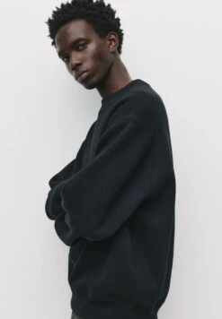 PULL & BEAR ROUND NECK - Felpa - Black -PULL - BEAR Negozio fa488a5104f44ceb90c32a58ca43bb43
