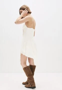 PULL & BEAR ASYMMETRIC WITH RUFFLE - Vestito Casual - Beige -PULL - BEAR Negozio fcebc9350cd14d539adbf374a5be17b3