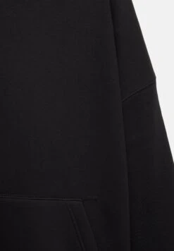 PULL & BEAR BOXY FIT - Felpa Con Cappuccio - Black -PULL - BEAR Negozio fe1d5742fa2e4ae1854a60468cd7c2d4