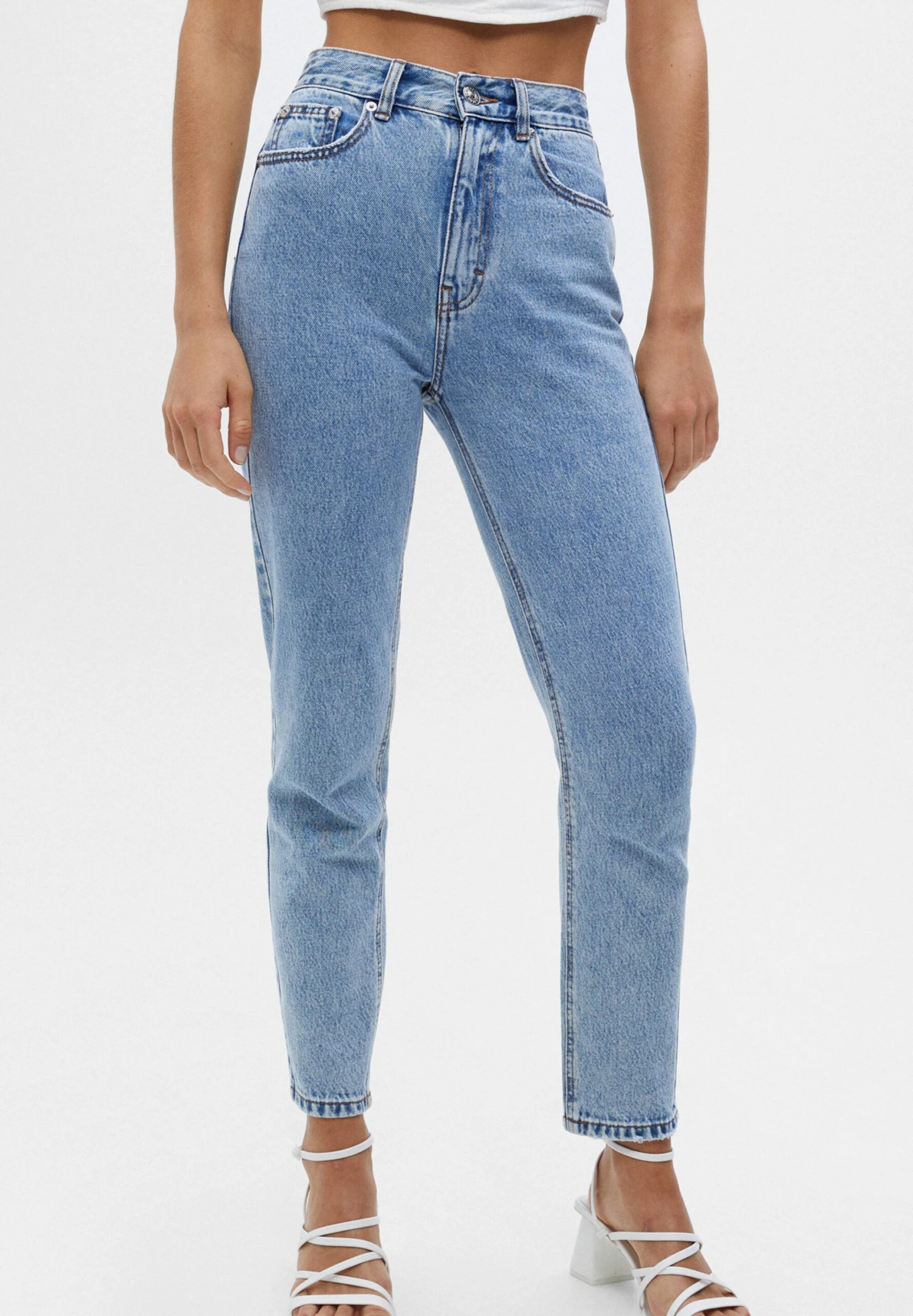 PULL & BEAR Mom FitJeans Tapered FitBlue Denim Donna Jeans PUC21N0ER-K14 3 PULL & BEAR Mom FitJeans Tapered FitBlue Denim Donna Jeans PUC21N0ER-K14